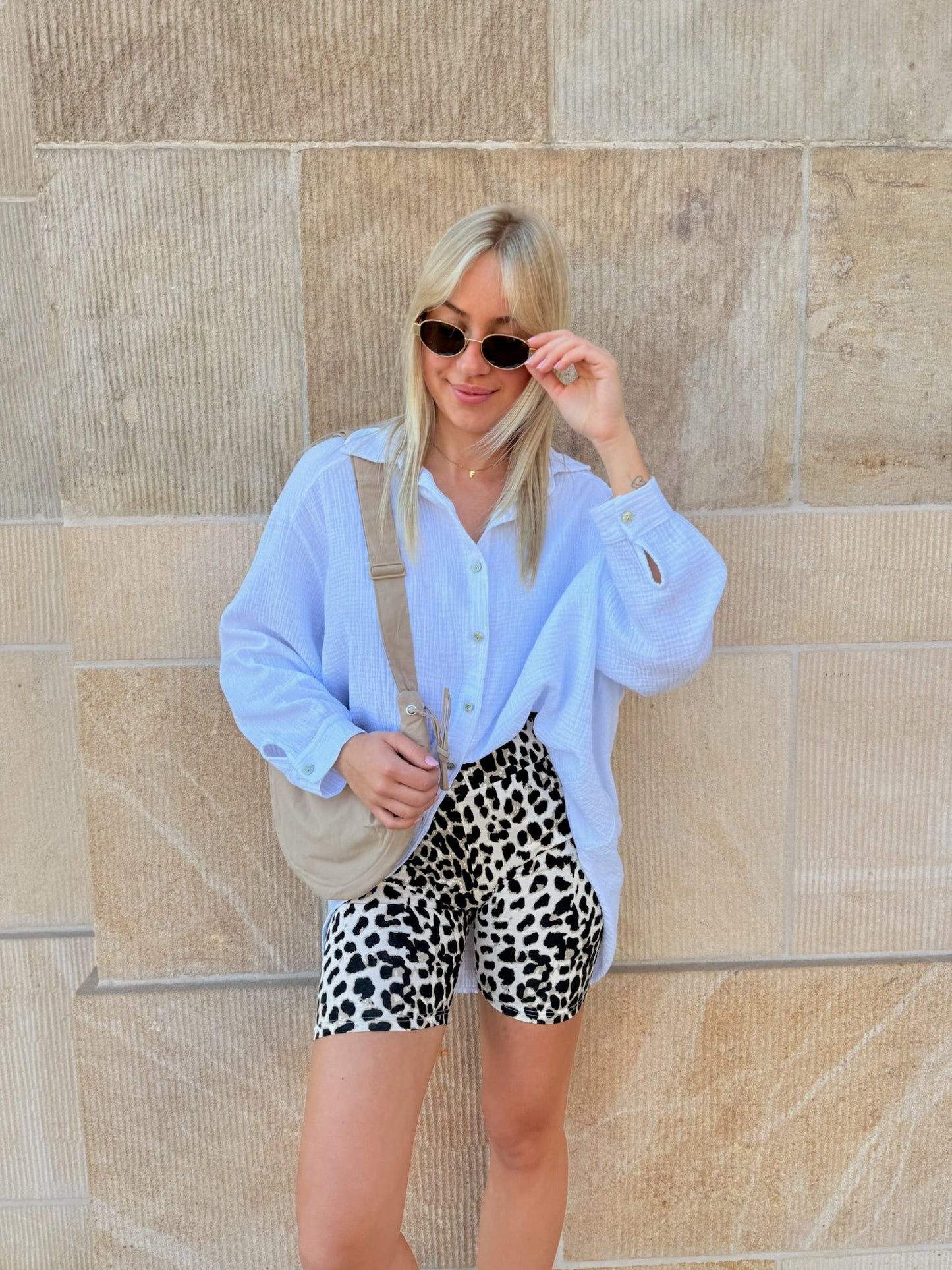 Tindra | Oversized skjortebluse i musselinbomuld
