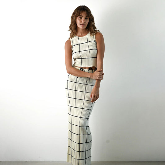 Naïra – Ensemble Deux Pièces Tricoté avec Jupe Maxi Côtelée et Crop Top