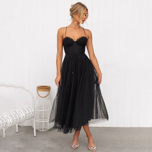 Estelle | Robe en tulle sans bretelles à taille cintrée et coupe en A