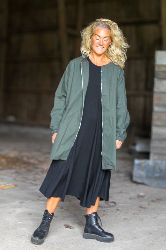 Thessa Grön Veste Cargo – Veste Utilitaire Légère pour Femme