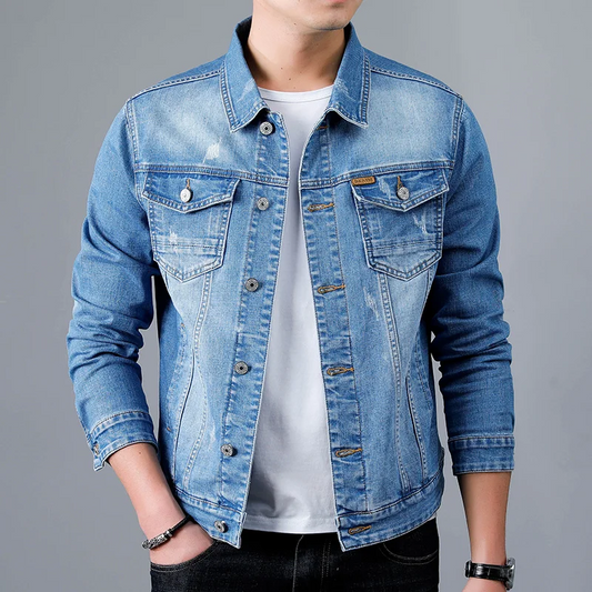 Samuel – Veste en jean classique avec coupe normale, fermeture à boutons sur le devant et détails usés