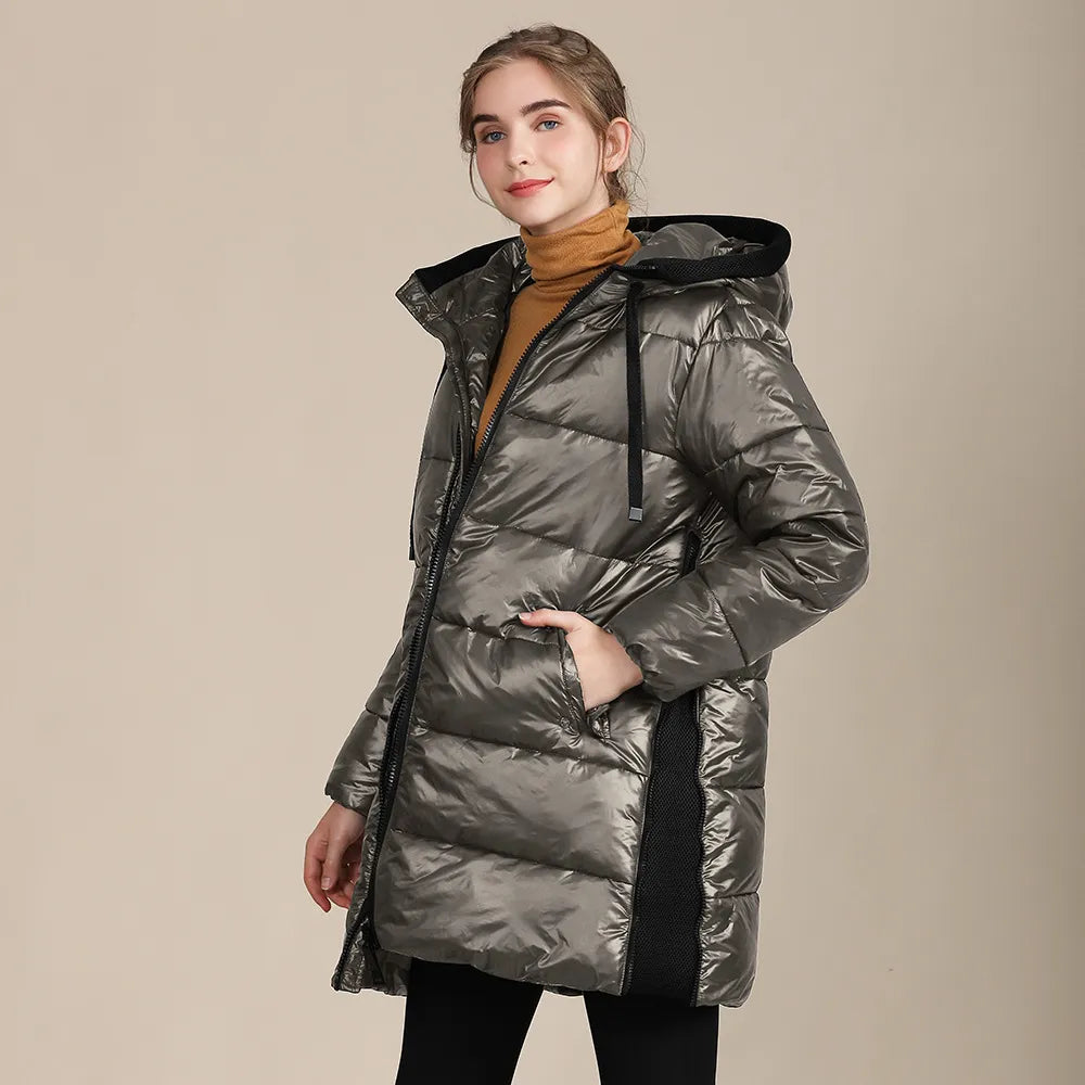Soléya Dam Puffer Jacket with Hood – Winter Outerwear in Shiny Nylon