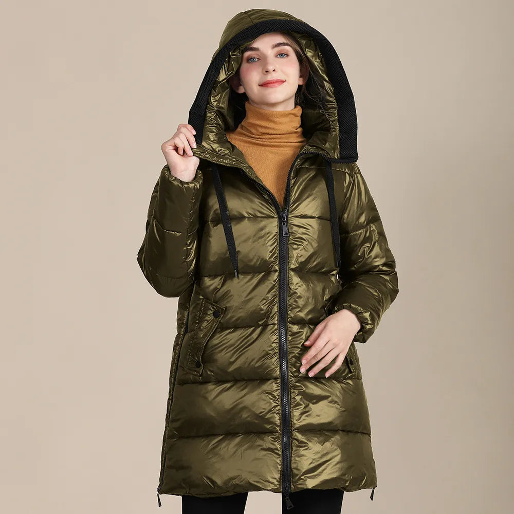 Soléya Dam Puffer Jacket with Hood – Winter Outerwear in Shiny Nylon