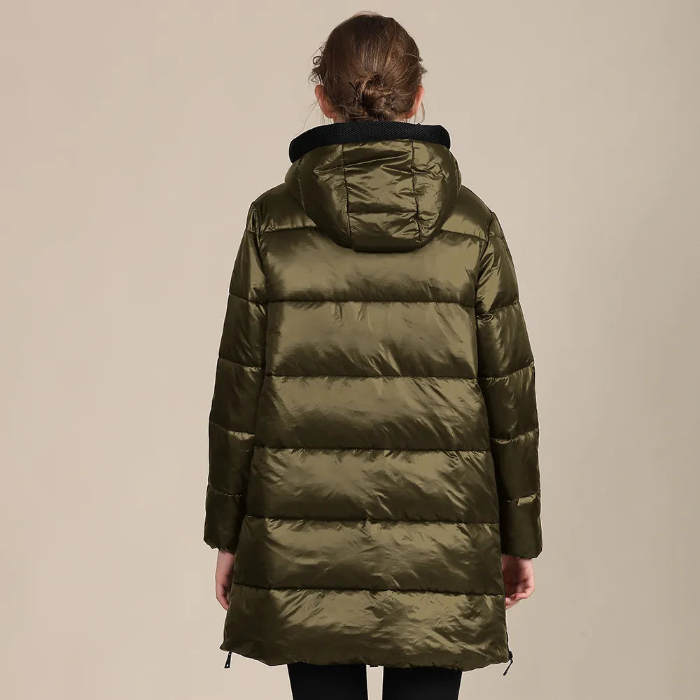 Soléya Dam Puffer Jacket with Hood – Winter Outerwear in Shiny Nylon