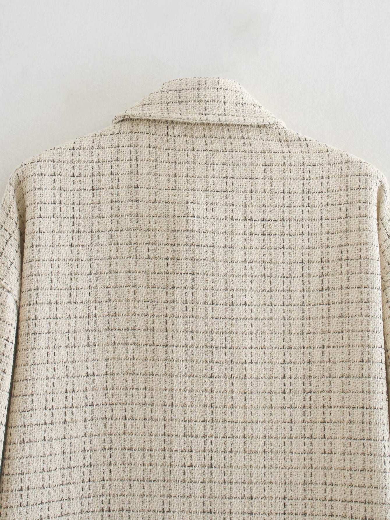 Célestea Chic Kappa with Pearl Buttons – Stylish Women's Outerwear
