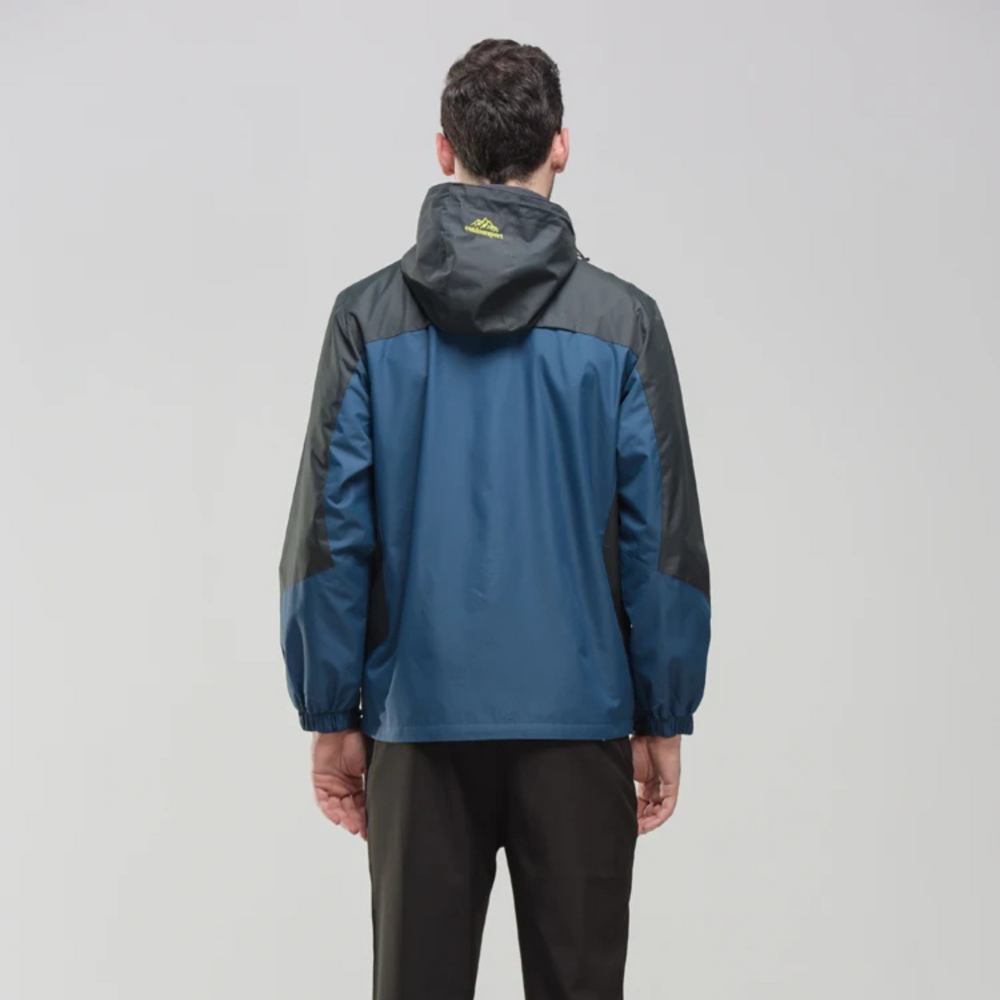 Pontus | Windproof & Waterproof Men's Jacket for Outdoor Use – Functional Layering