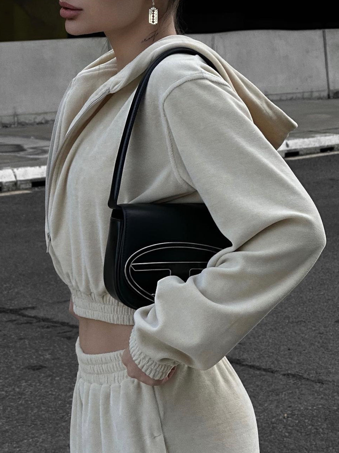 Elskea – Dam Croppad Hoodie & Lounge-Set