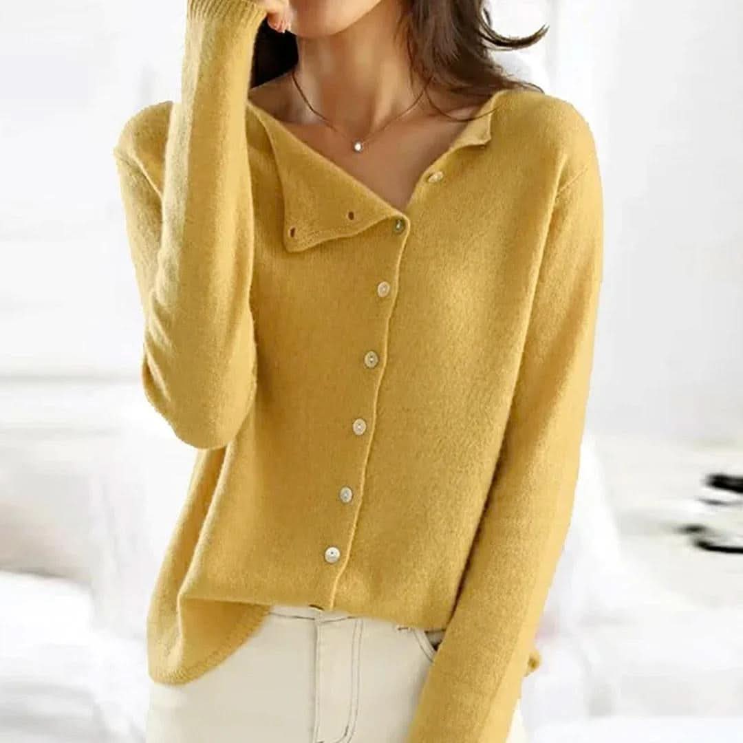 Freyelle - Slim Fit women's sweater with wide buttoned collar