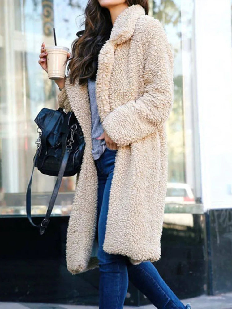 Elowé – Dam Long Jacket in Synthetic Fur – Soft Plush and Elegant Outer Jacket