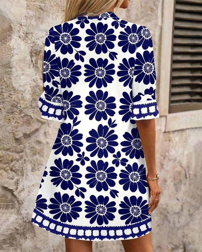 LYNN | Dress Rack with Floral Print