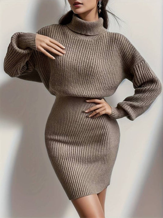 Maribella dame sweaterkjole med polokrave – figursyet minikjole
