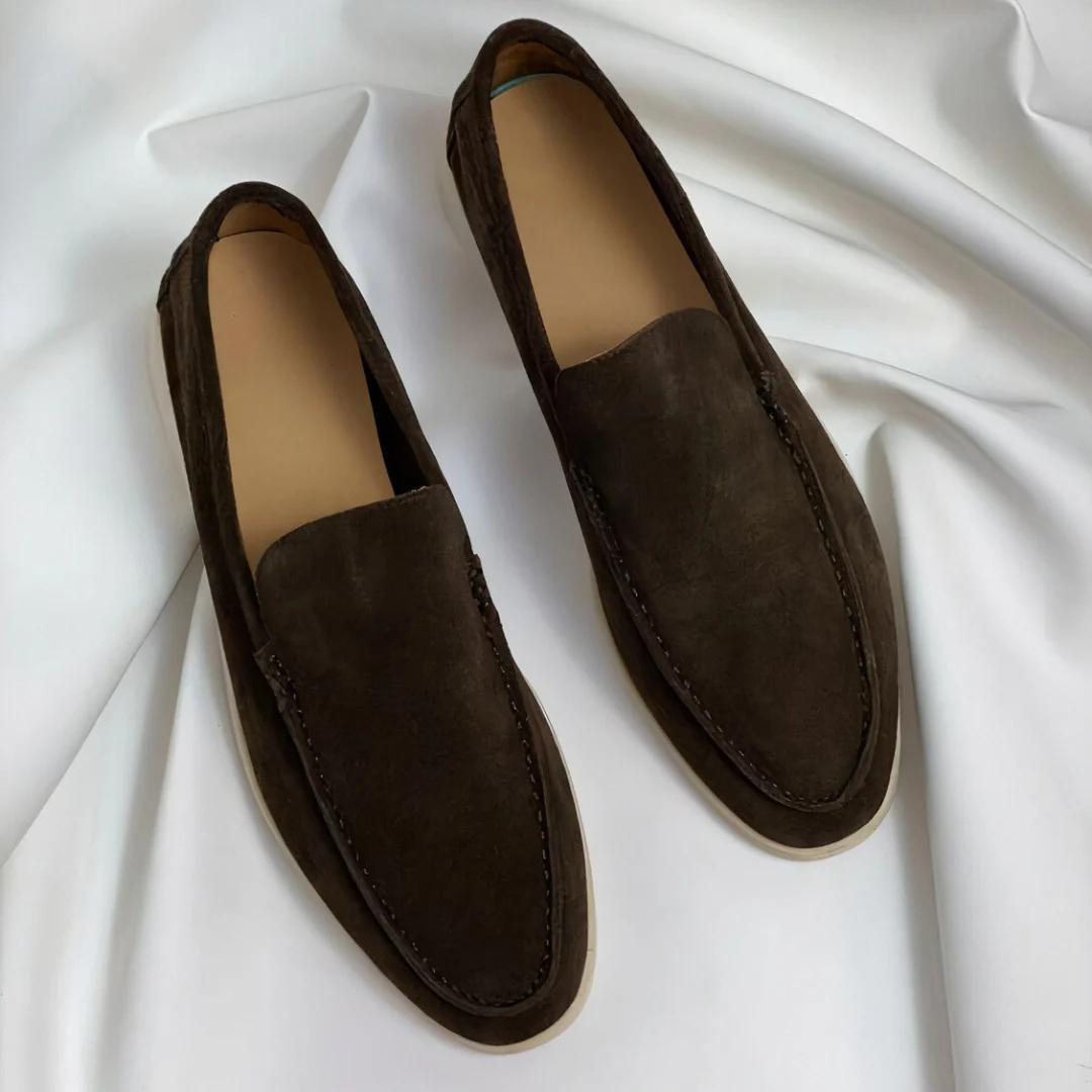 Alarik | Stilrena Loafers i Äkta Mocka