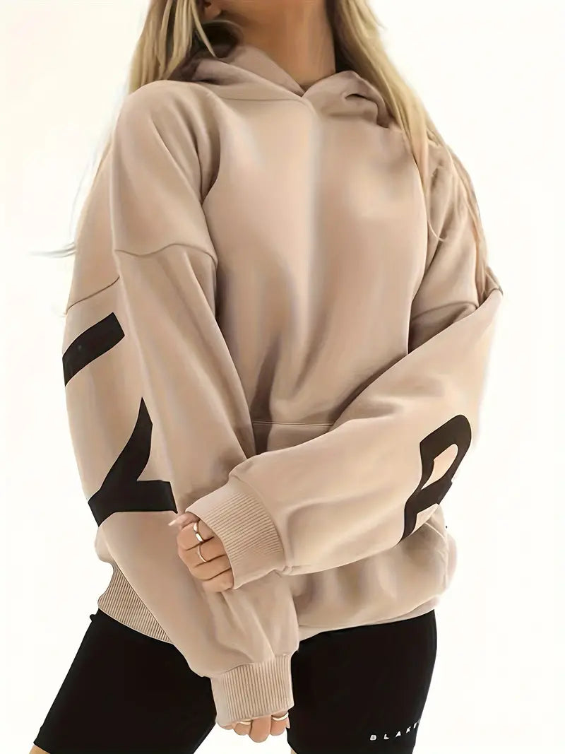Ravissa Everyday Hoodie – Relaxed Fit with Simple Style