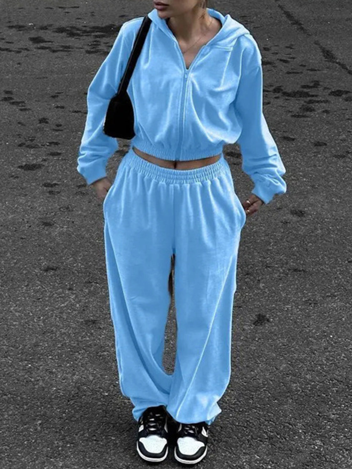 Elskea – Dam Croppad Hoodie & Lounge-Set