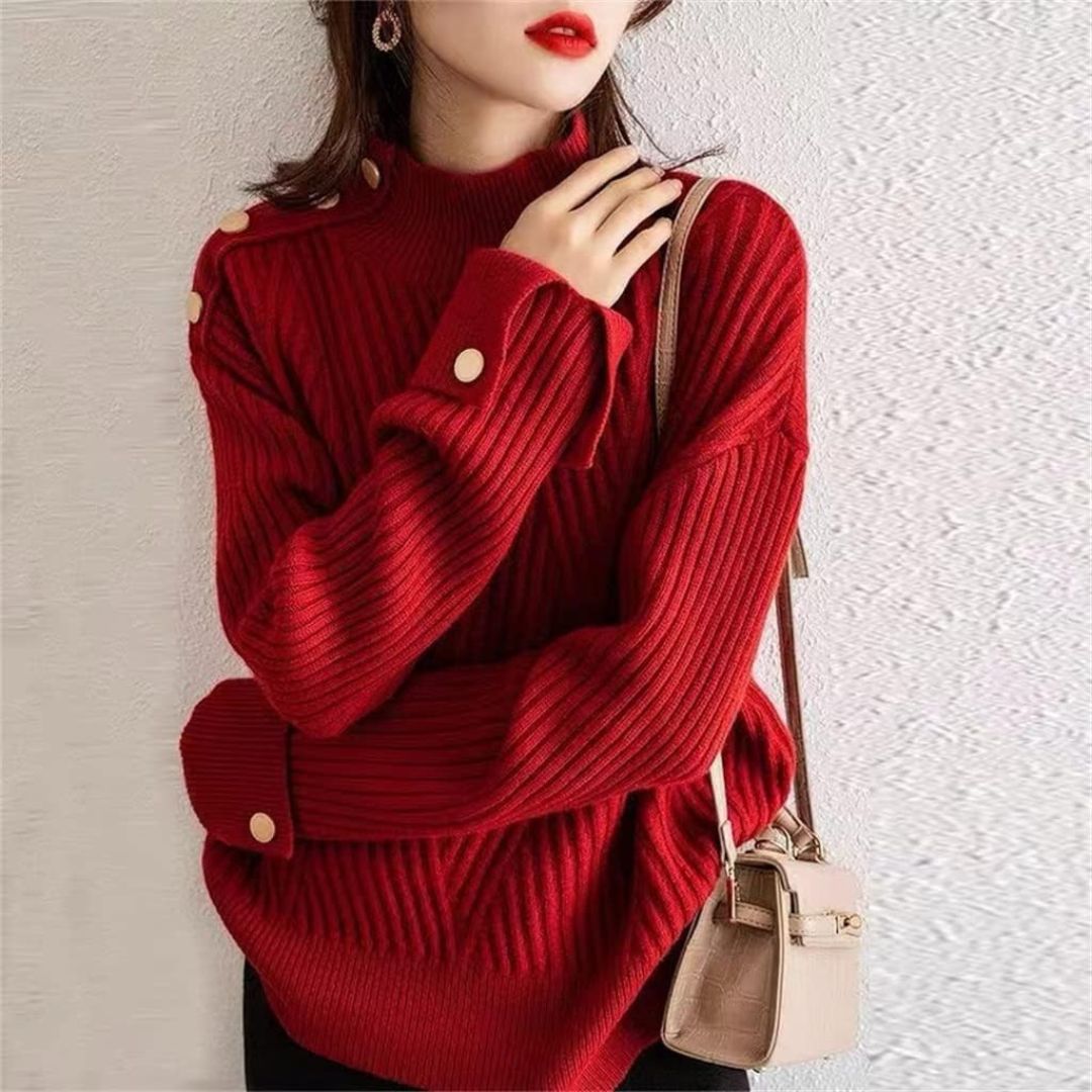 Saphira Knitted High Neck Sweater – Dametrøje med knapdetaljer