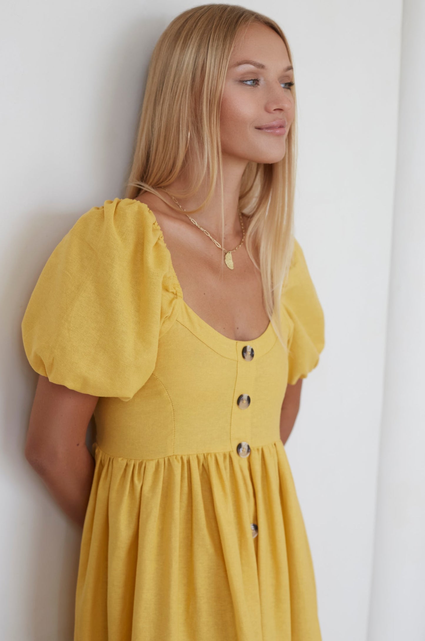 Adelisse | Romantic Midi Dress in 100% Linen