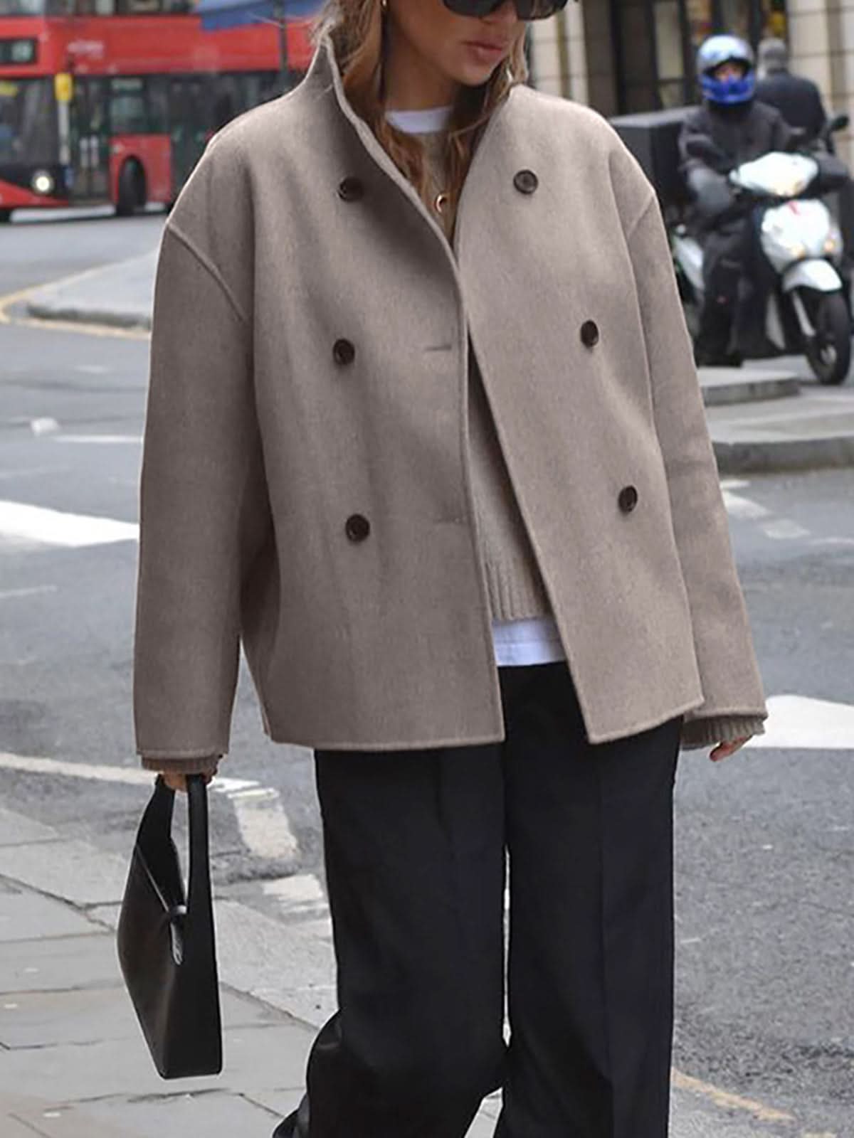 Chic double-breasted coat in wool blend for women with high collar