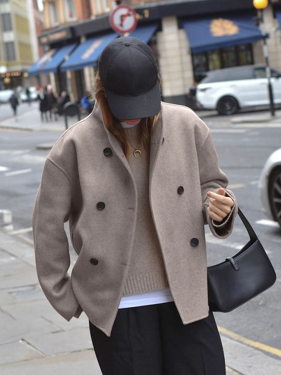 Chic double-breasted coat in wool blend for women with high collar