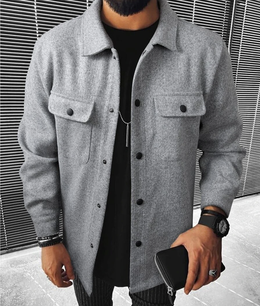 Nils – Relaxed Long-Sleeved Shirt with Buttons and Chest Pockets