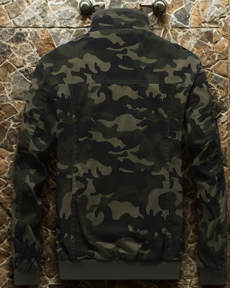 Arnfinn – Stylish Camouflage Bomber Jacket with Ribbed Collar and Cuffs as well as Button Pockets