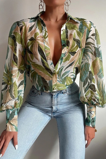 Julina | Patterned long-sleeved blouse with buttons at the front and cuffs