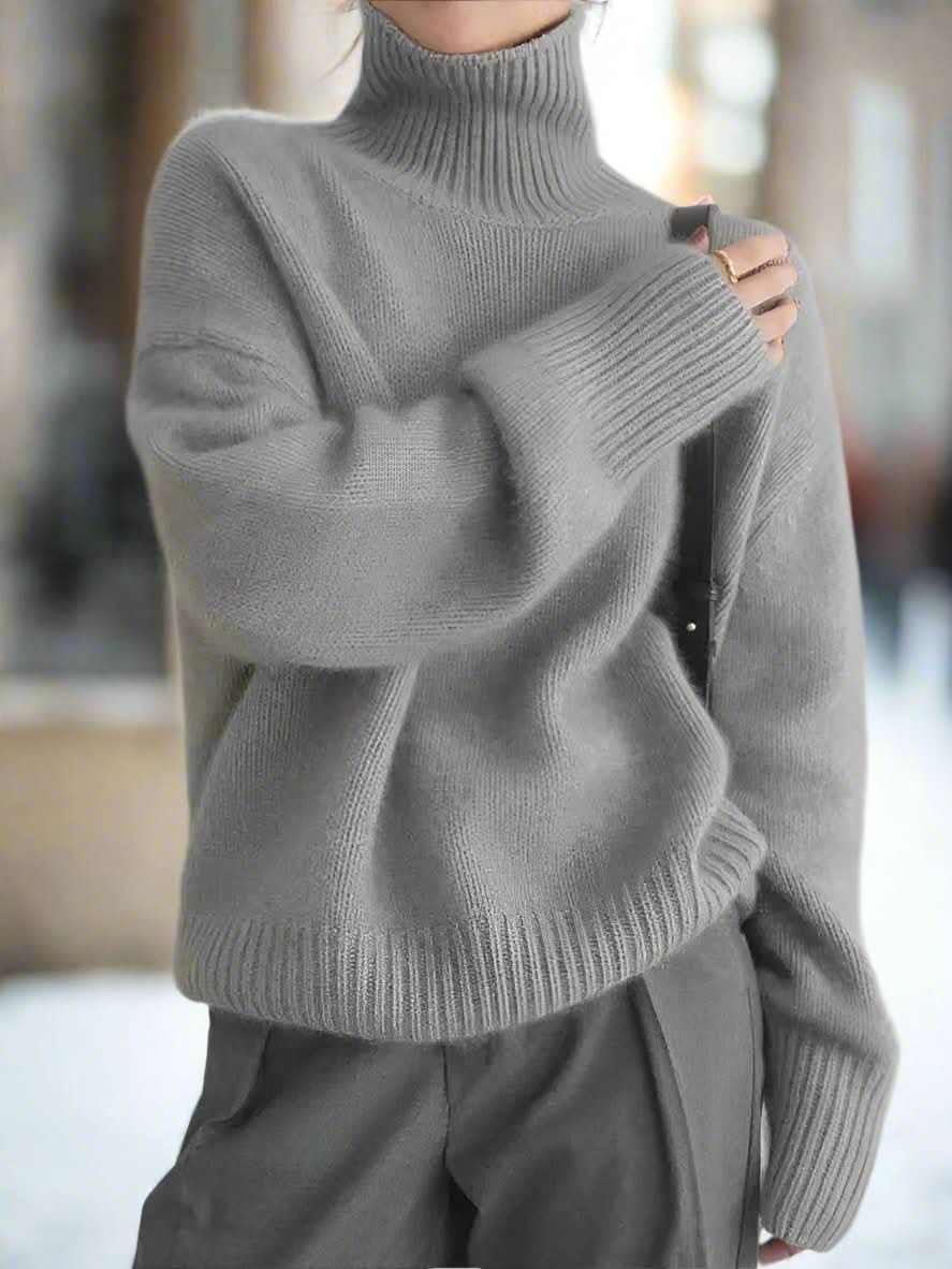 Ebba – Knitted thick turtleneck sweater for women in wool blend