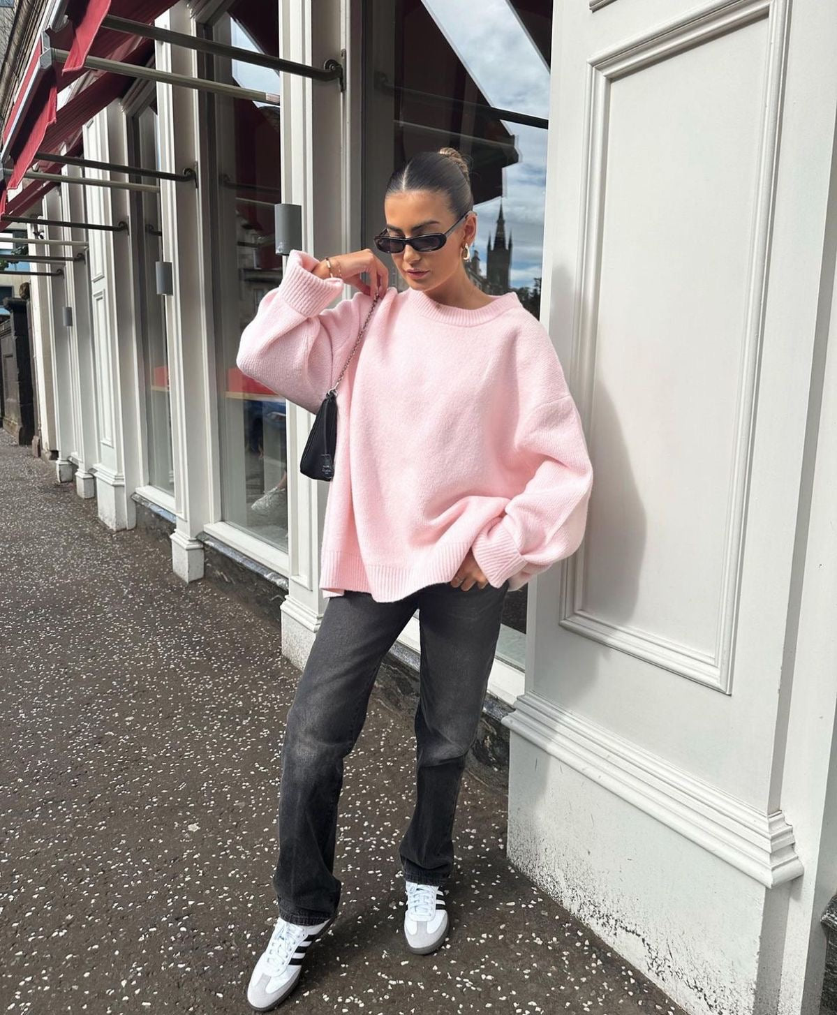 Vilhelmina Oversized Tröja – Mjuk Stickad Casual Damtröja