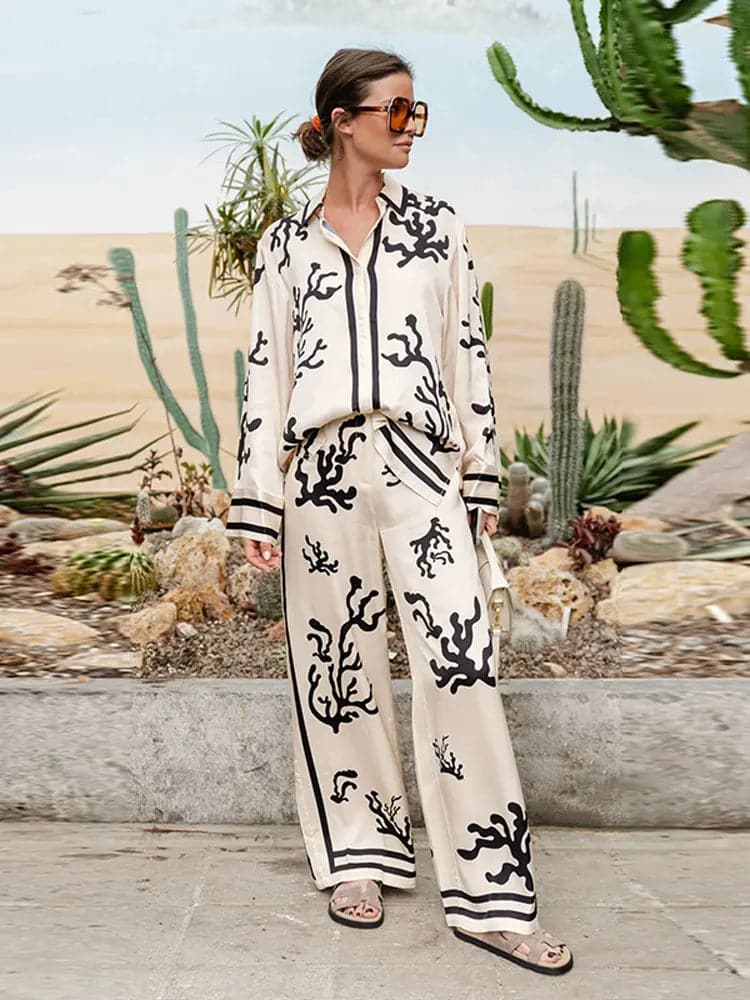 SOFIA™ | Two-piece Set with Patterned Shirt & Wide Pants