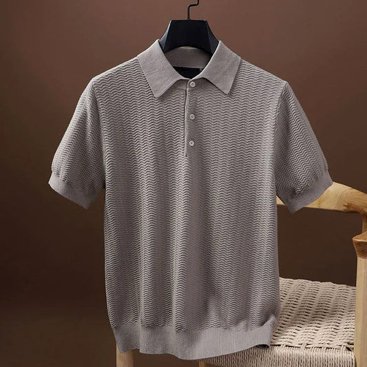 Aron | Structured knitted polo shirt with buttons at the front