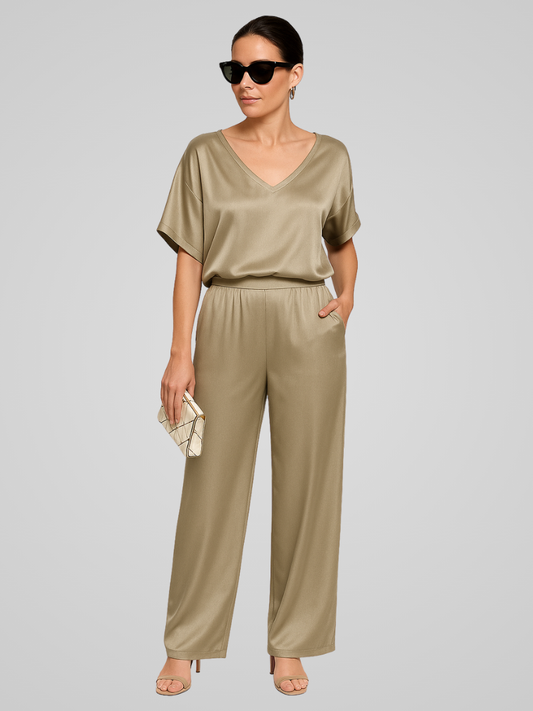 Élodie | Elegant Satin Set with Loose Top and Wide Pants for Women