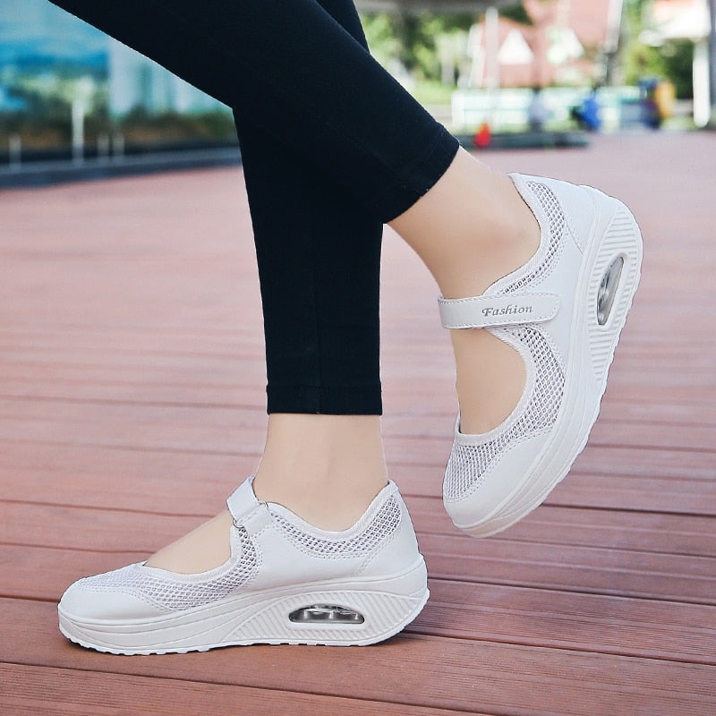 ELVIRA™ | Breathable Fashion Sneakers for Women