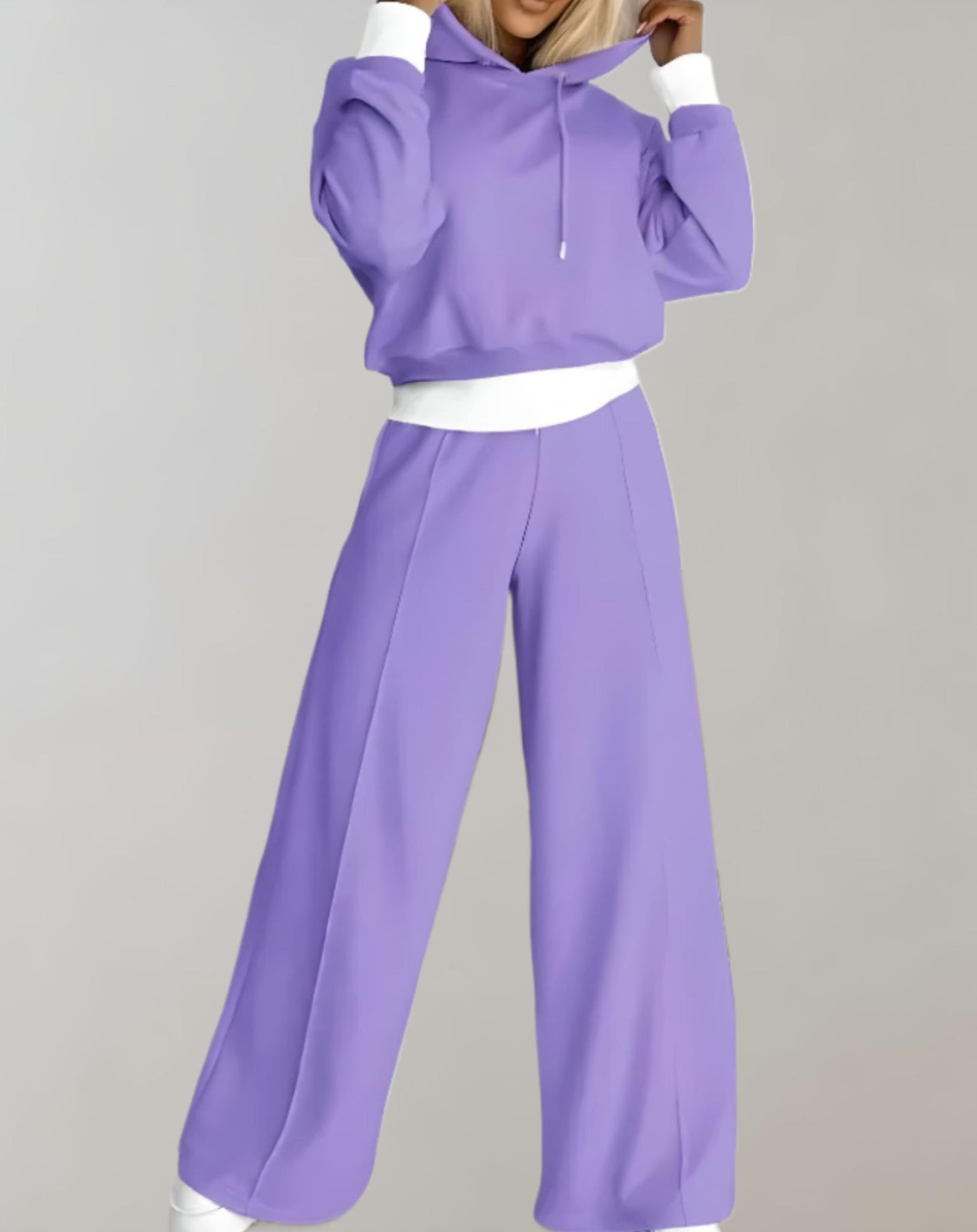 Eloria Loungewear Set – Croppad Hoodie med Vida Byxor