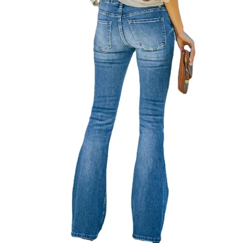 MIRA | Udsvingede Jeans i Klassisk Blåton