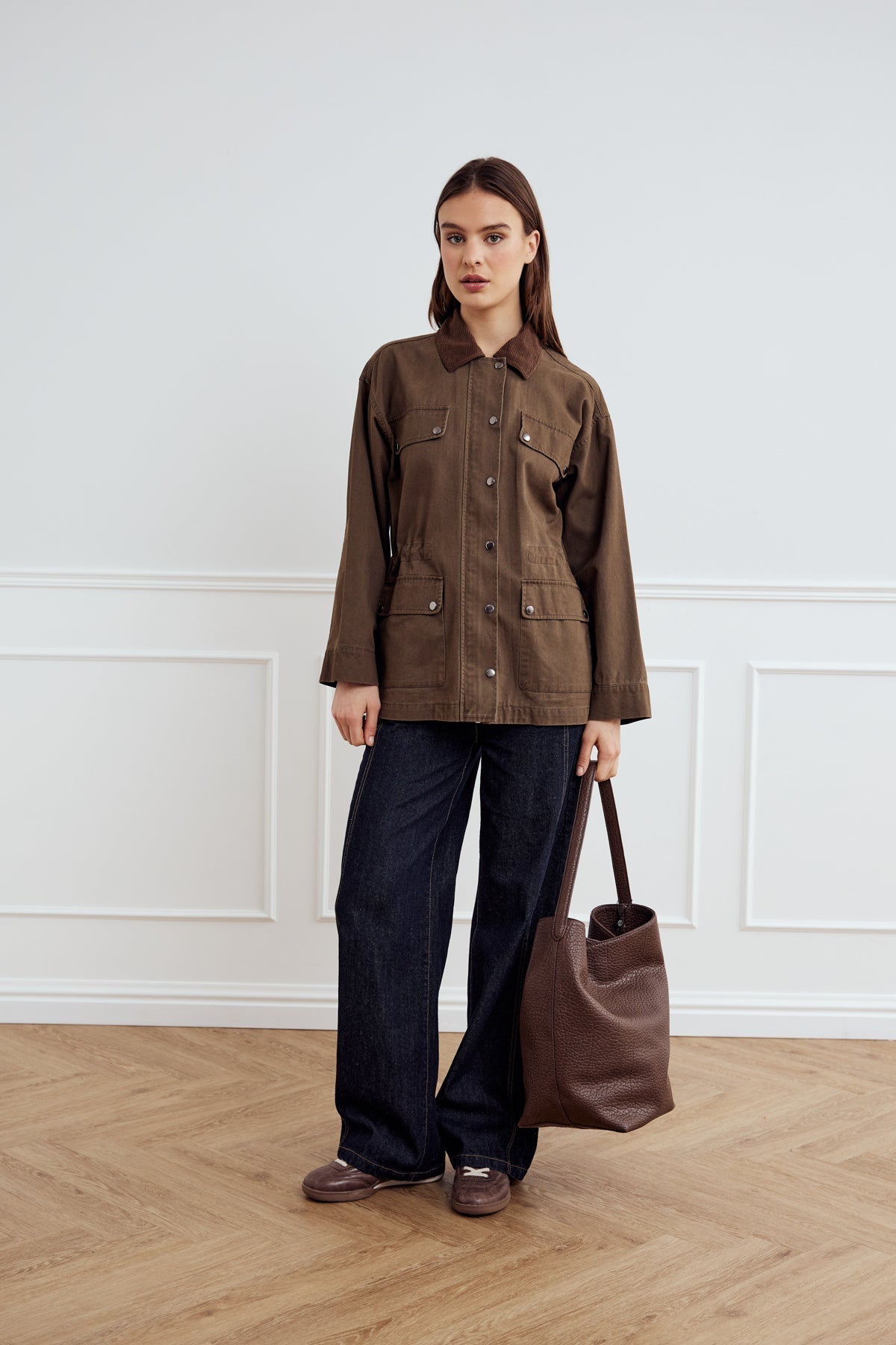 Klara Ytterplagg – Modern Damjacka i Washed Morel