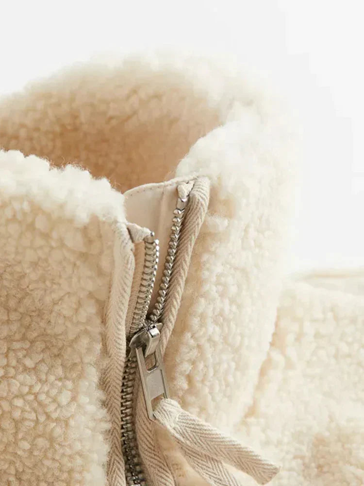 Lorelei™ | Women's Jacket in Luxurious Lambswool with Patchwork Design