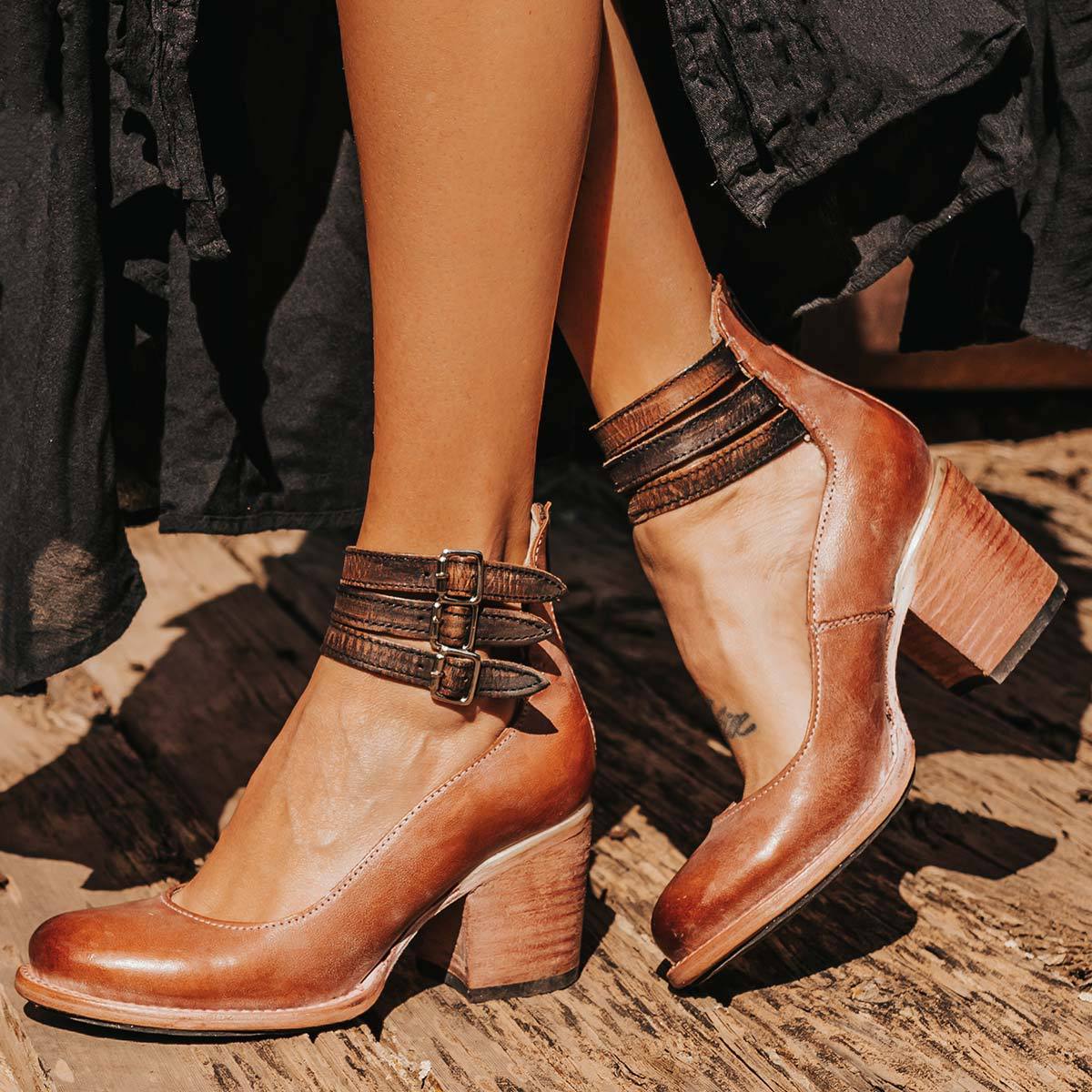 Valentina | Elegant Pumps with Ankle Strap