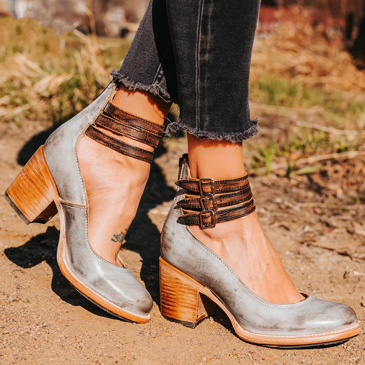 Valentina | Elegant Pumps with Ankle Strap