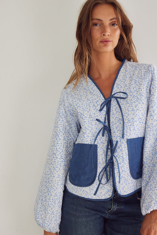 Emmeli Denim Print Jacka – Trendigt och Avslappnat Ytterplagg för Damer