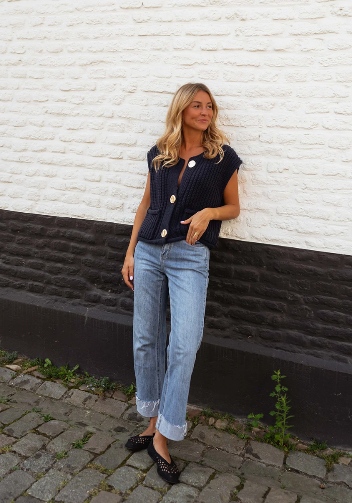 Vesta | Chic Stick Vest in Soft Polyester Mix