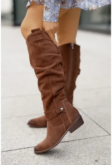 Elvira™ | Women's Retro Knee-High Boots with Low Heel | Stylish Autumn & Winter Boots