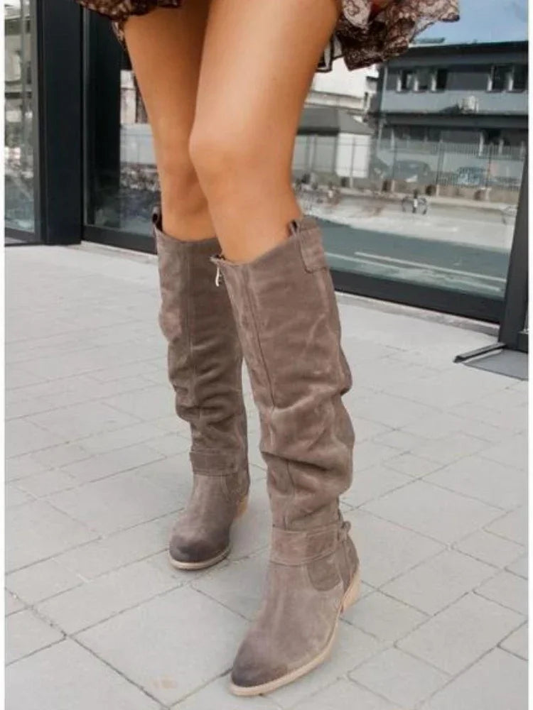 Elvira™ | Women's Retro Knee-High Boots with Low Heel | Stylish Autumn & Winter Boots