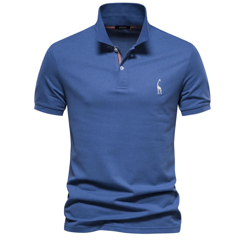 Short-sleeved polo shirt with logo on the chest and buttoning