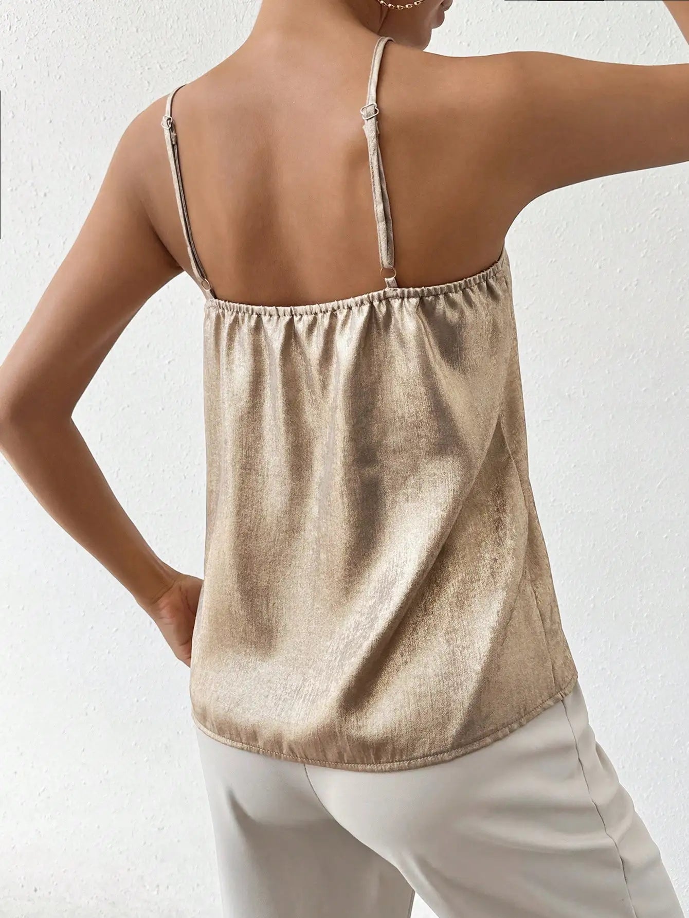 Ebba | Metallic V-neck camisole top with spaghetti straps