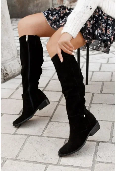 Elvira™ | Women's Retro Knee-High Boots with Low Heel | Stylish Autumn & Winter Boots