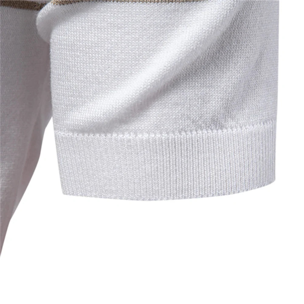 Oskar | Short-sleeved polo shirt with zipper and stripe on the chest