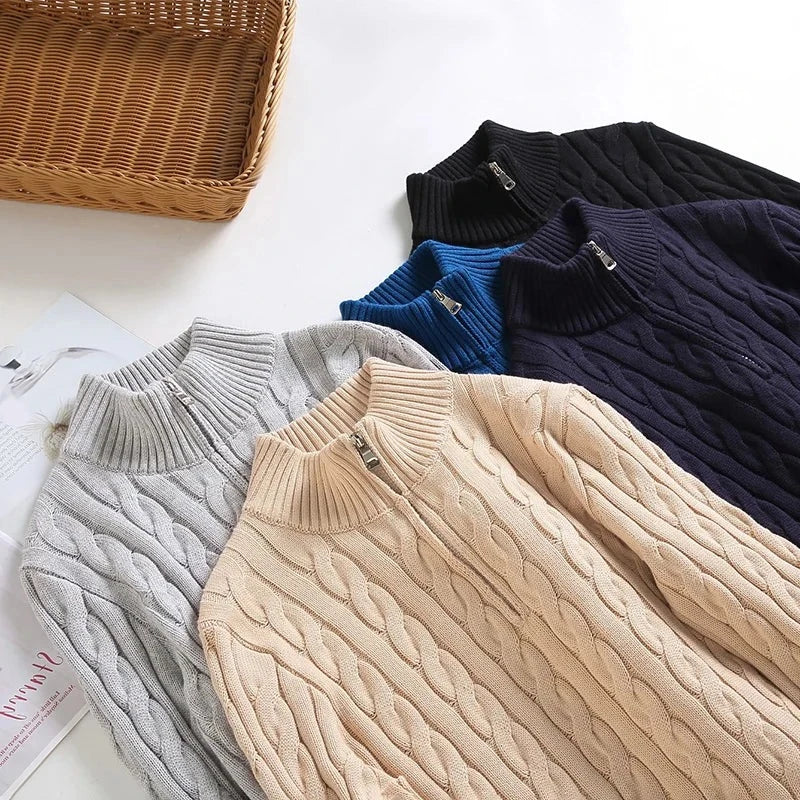 NOAH™ | Knitted Men's Sweater with Half Zipper & Cable Pattern
