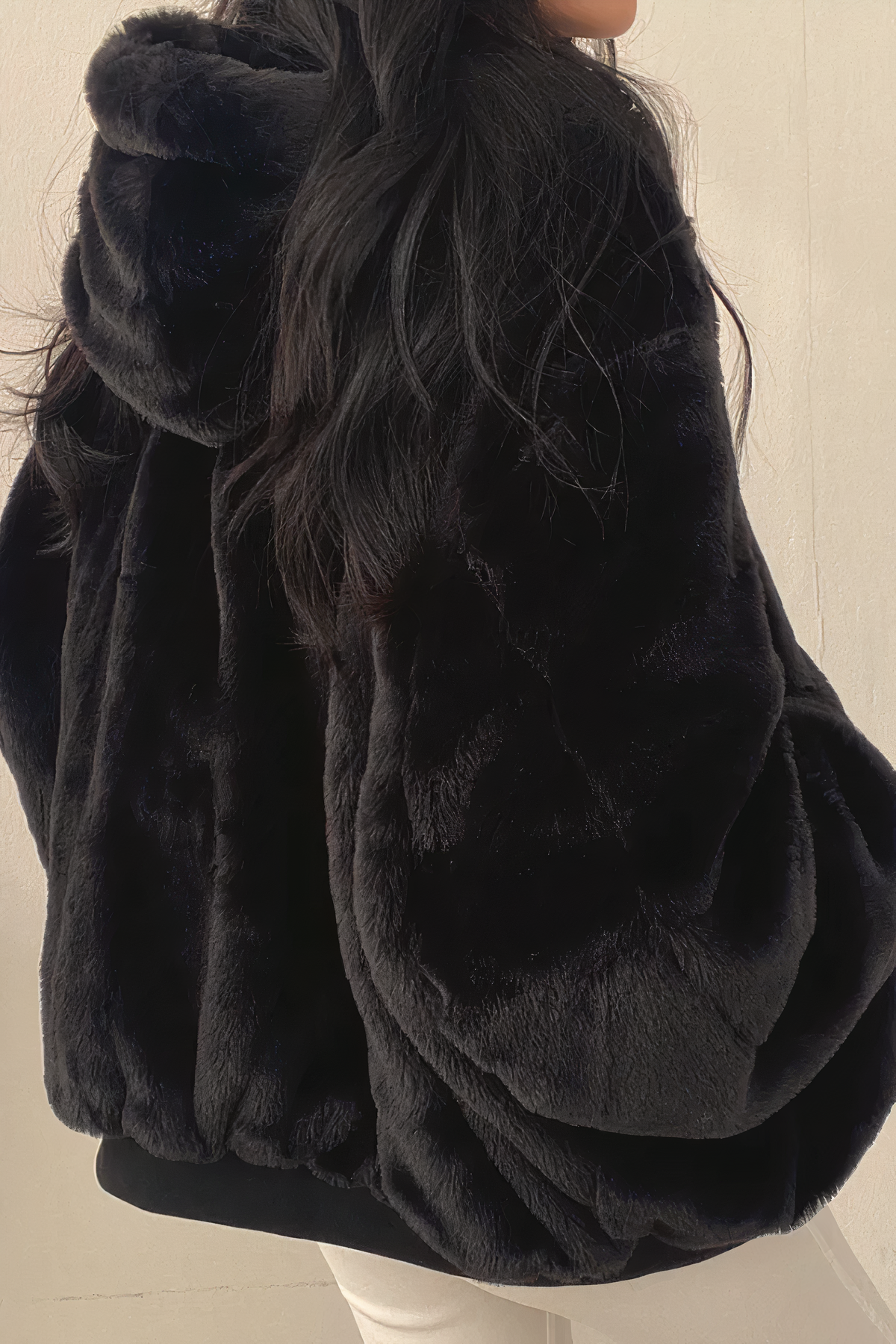 Dam coat Oversized – Reversible Shearling coat with Zipper & Ribbed Edge