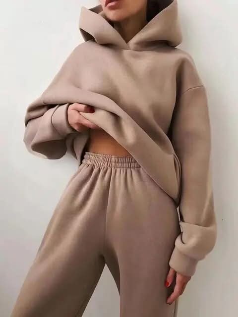 Orlinda – Avslappnat Dambyxa- och Hoodieset med Elastiska Muddar