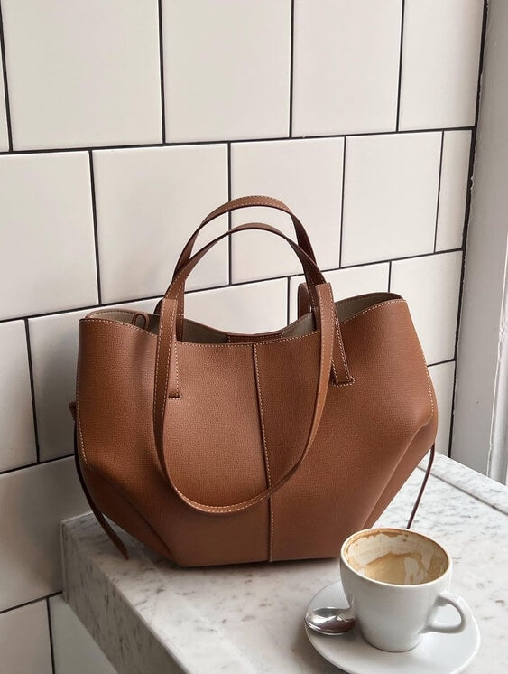 CELINA™ | Rymlig skuldertaske i vintage stil