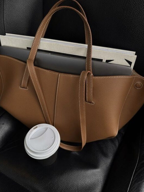 CELINA™ | Rymlig skuldertaske i vintage stil